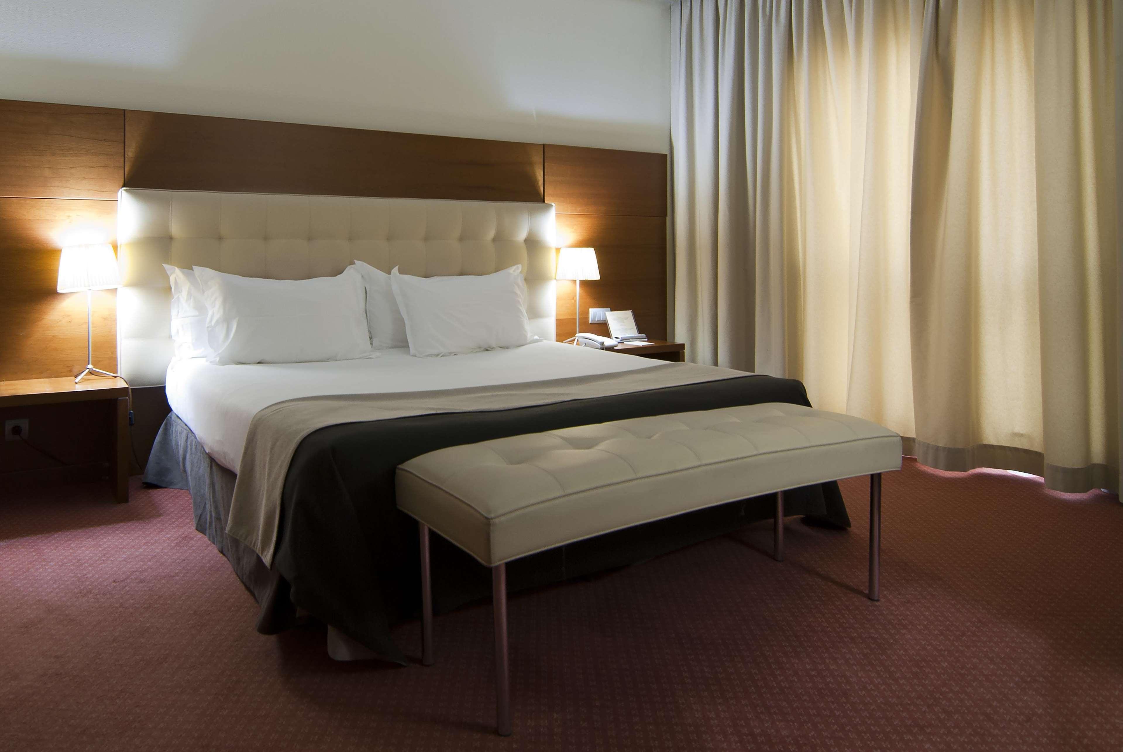 ซิลเคนโคลิเซียม Hotel ซานตานเดร์ ภายนอก รูปภาพ