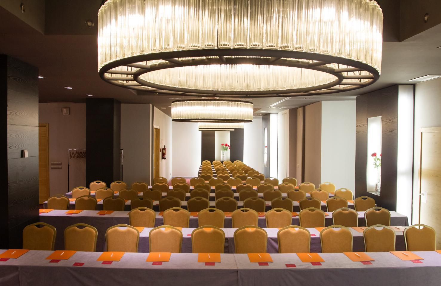 ซิลเคนโคลิเซียม Hotel ซานตานเดร์ ภายนอก รูปภาพ